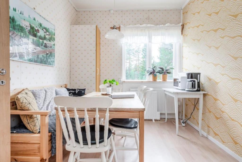 Fjaellnaera Stuga Med Laengdspar & Sjoe I Naerheten Vemhån Exterior foto